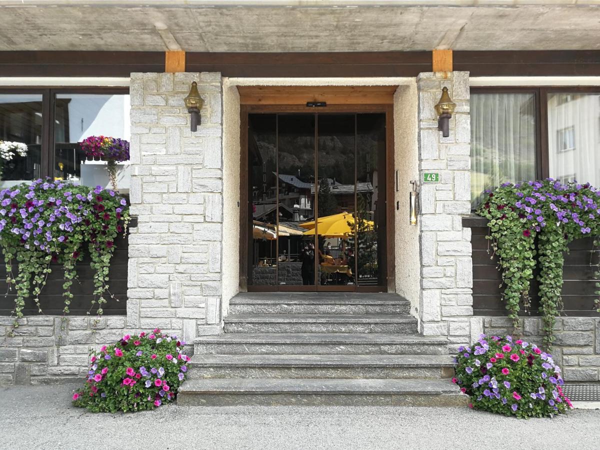 Ambiente Mountain Style Hotel Saas-Fee Bagian luar foto