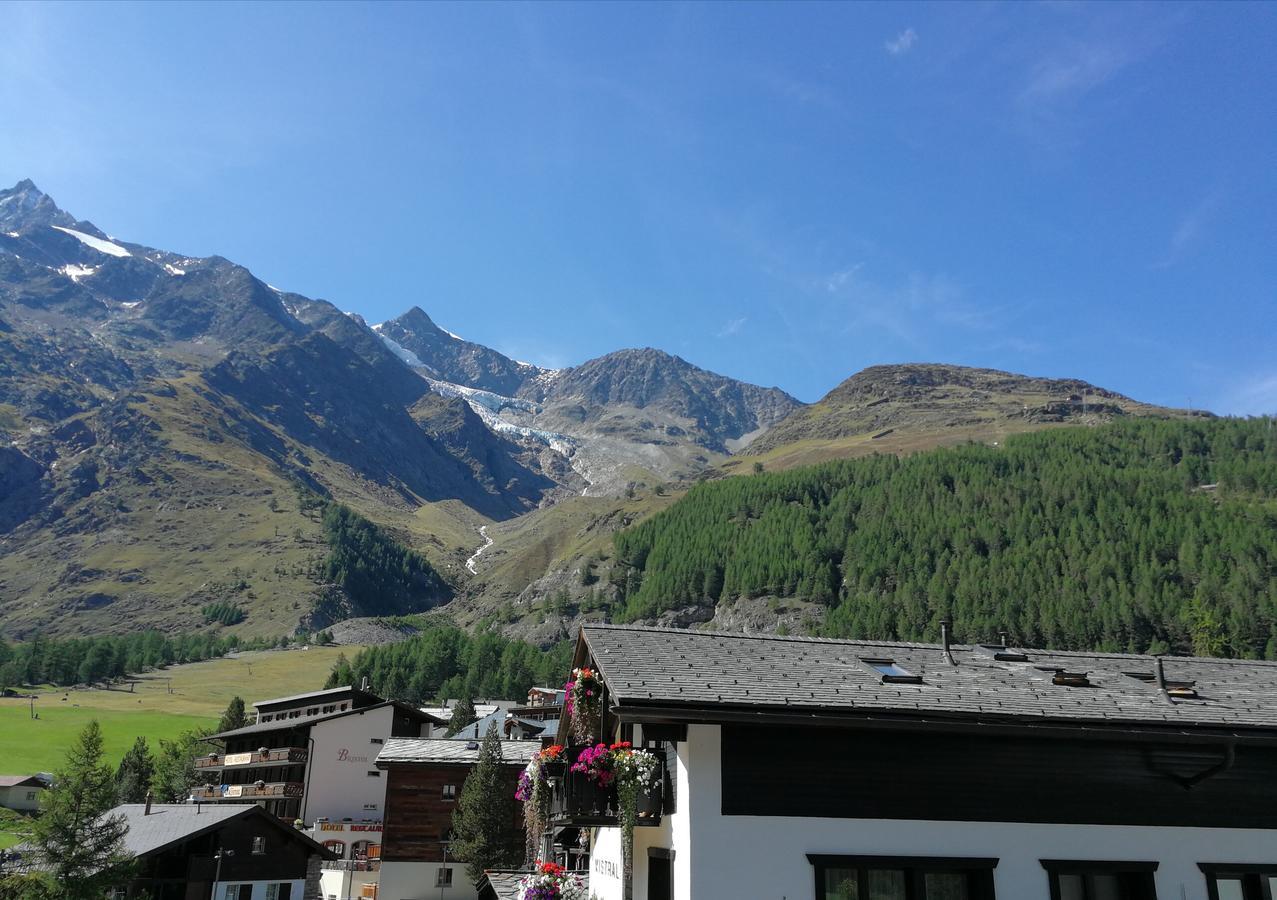 Ambiente Mountain Style Hotel Saas-Fee Bagian luar foto